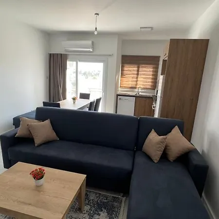 Tetris Spacious Comfortable ניקוסיה