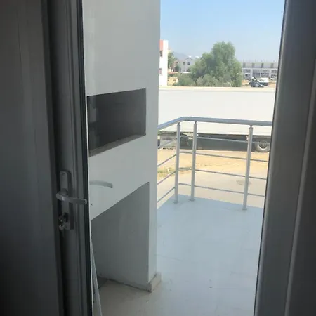 Tetris Spacious Comfortable ניקוסיה