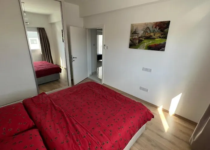 Tetris Spacious Comfortable Nicosie