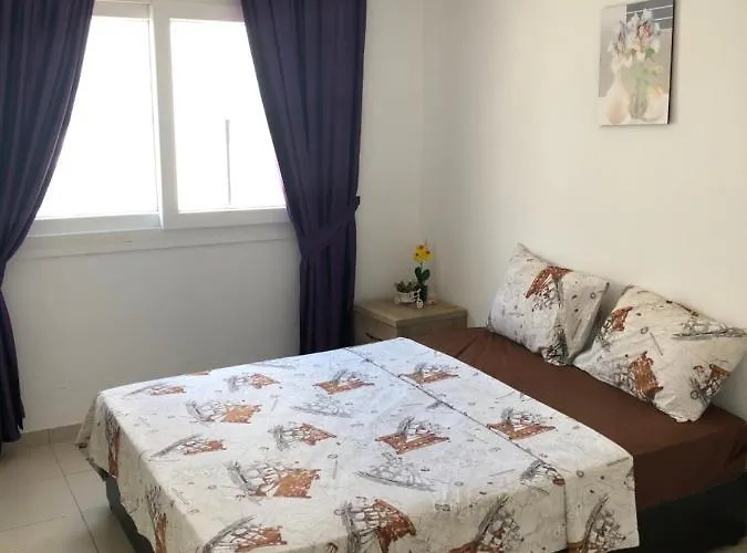 Tetris Spacious Comfortable * Никосия